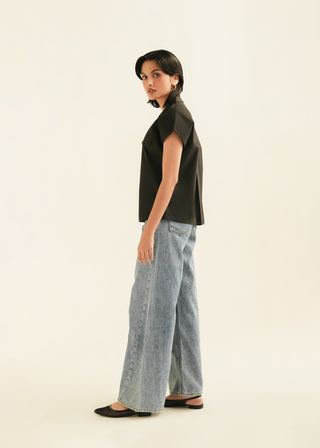 Notch Collar Shirt with pocket details