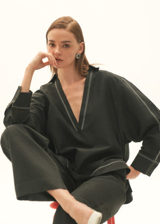Basic Linen Blend Blouse with contrasting Top Stitches