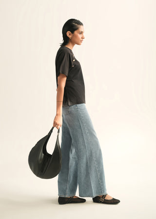 T-shirt with Button detail