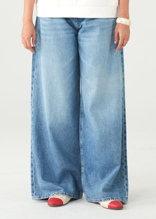 Wide Leg Jeans - WS26-411