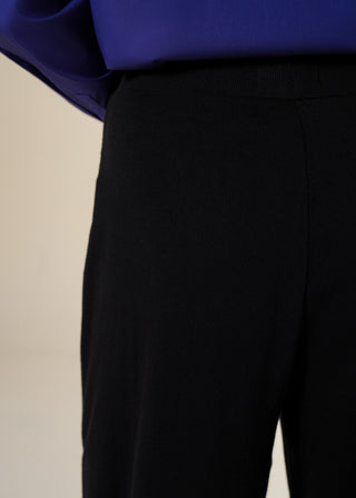 Wide legged Ribbed Trouser