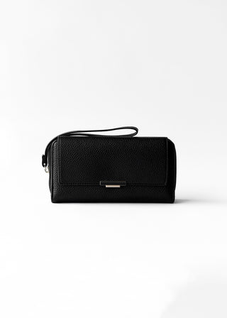 SLIM WRISTLET CLUTCH