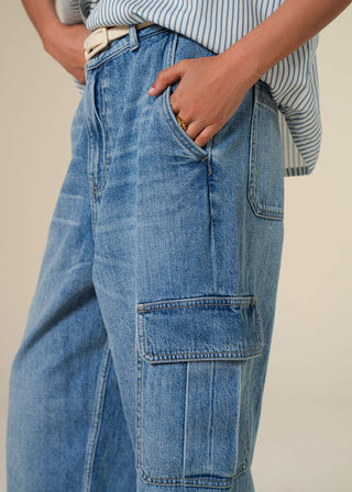 Cargo straight legged jeans