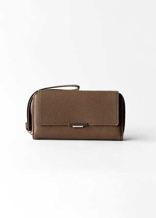 SLIM WRISTLET CLUTCH