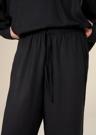 Wide-leg Drawstring Pants