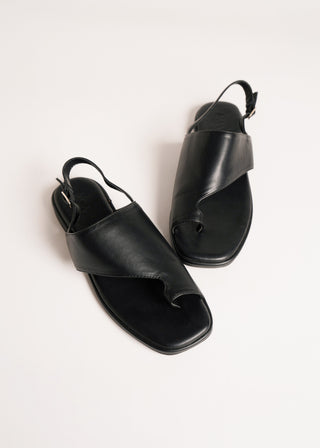 Wide strap toe ring sandal