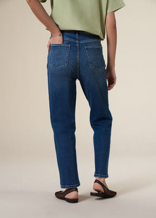 Wide legged jeans