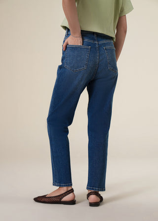 Wide legged jeans