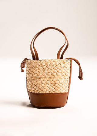 Bucket bag with braiding details