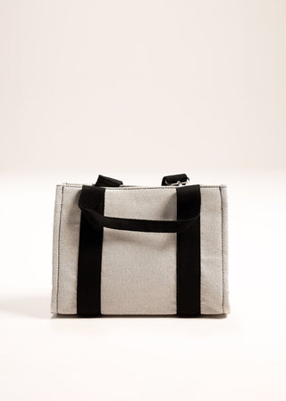 Canvas shoulder bag with contrasting strap