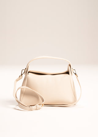 Top handle bag with magnetic closure