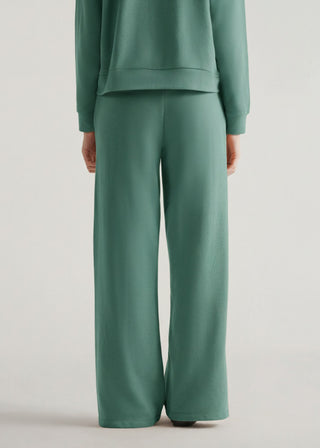 Wide Leg Knit Trouser