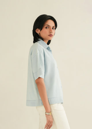 Regular Denim Button down Shirt in Light Blue Wash