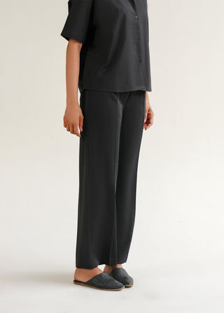 Wide-leg Trousers