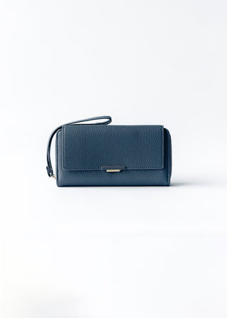SLIM WRISTLET CLUTCH