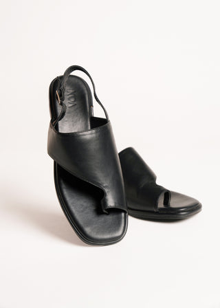 Wide strap toe ring sandal